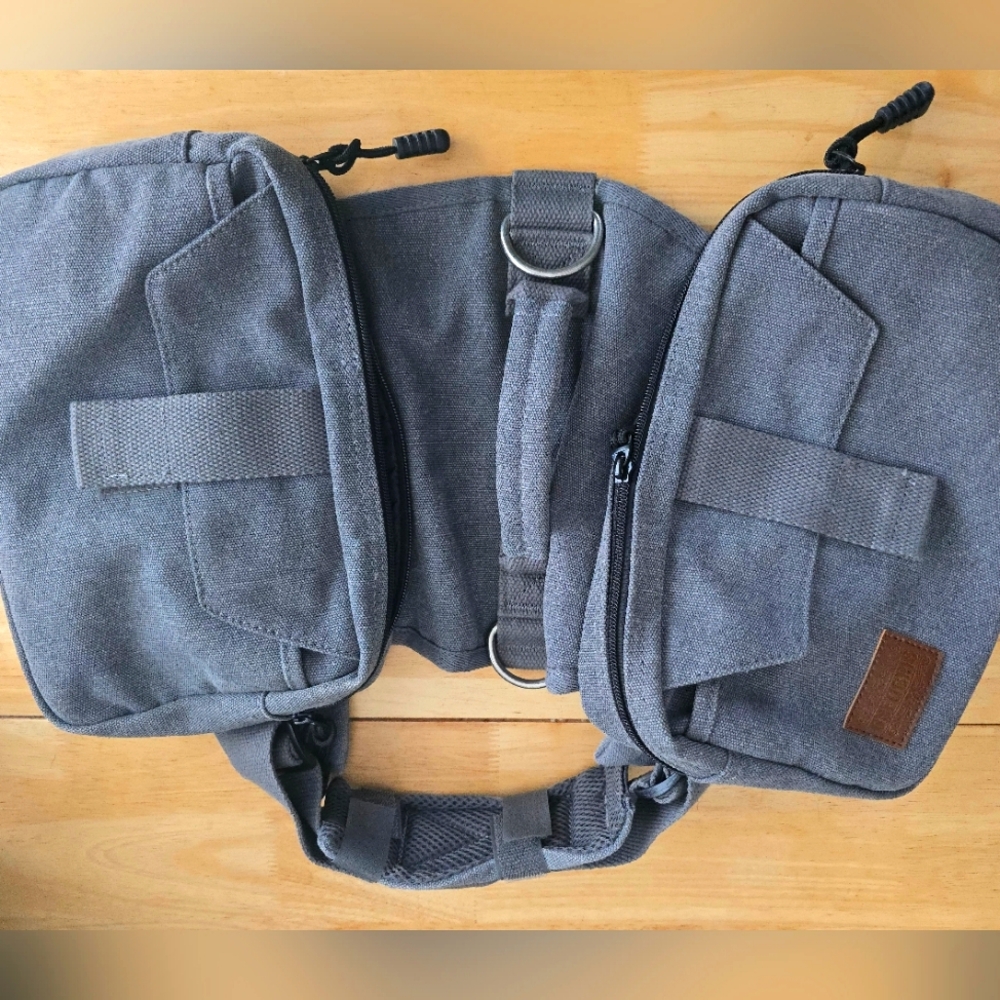 NWOT- Dog Pack (Saddlebag) (med-large breed)